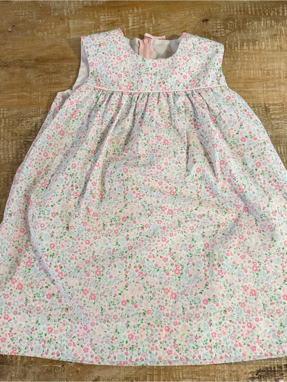 TBBC dress size 4. EUC